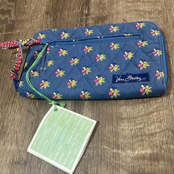 Vera Bradley Handbags - Vera Bradley Vintage Floral Print Zipper Wallet NWT
